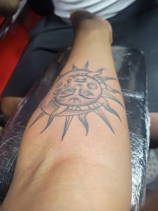 Heart 2 Art Ink llc 6