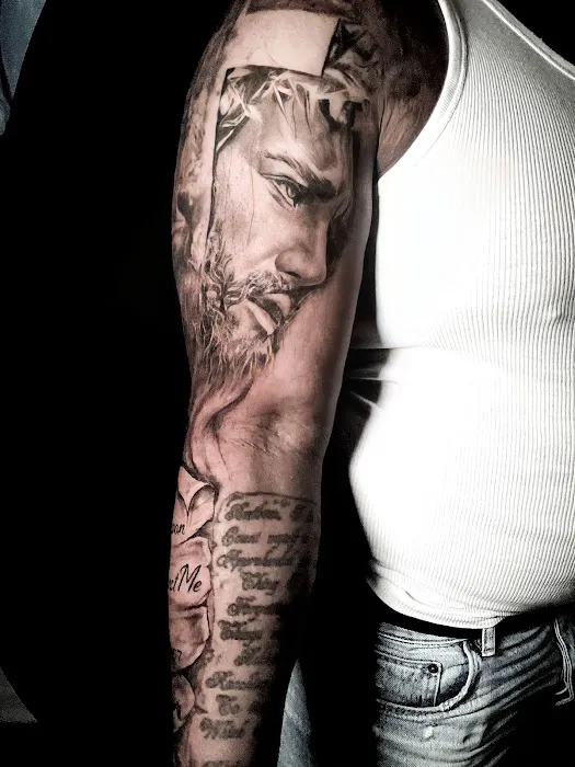 Brass Knuckles Ink Tattoo Studio 0