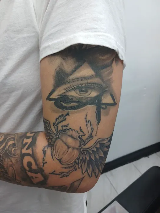 Flow gangsta Tattoo 7