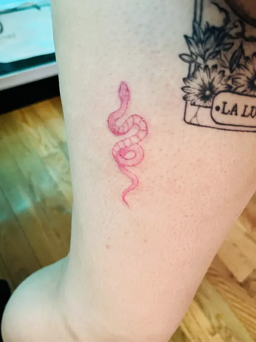 Speak EZ Ink tattoo studio 3