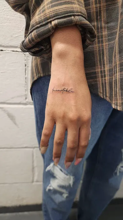 Speak EZ Ink tattoo studio 7