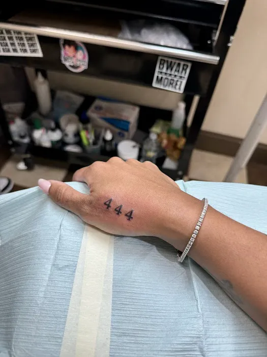 AJ TATTOO NY 3