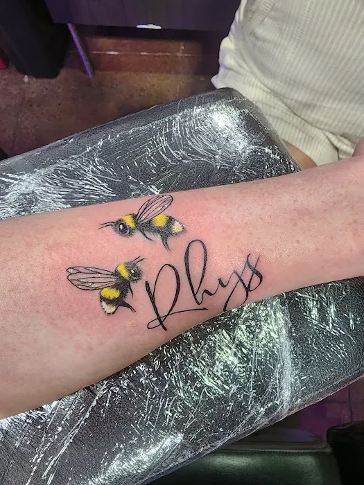 7 Souls Tattoo and Body Piercing Studio 8