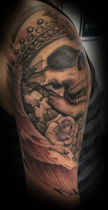 Hommage Tattoo Studio 0