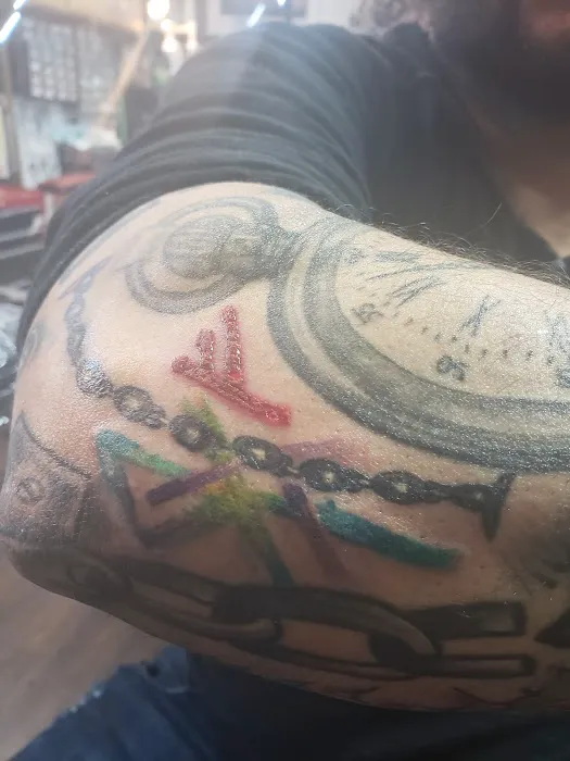 UPTOWN TATTOO 3