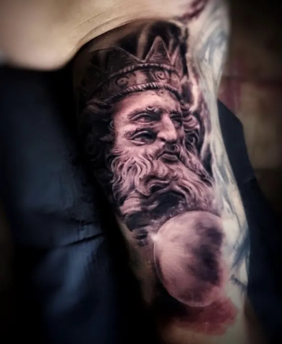 Pissarro TATTOO STUDIO 8