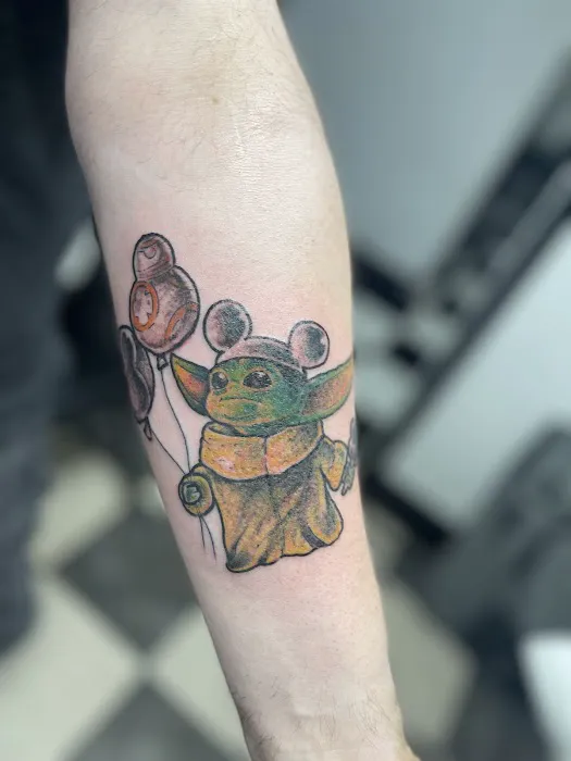 Lola's Tattoo Shop 3
