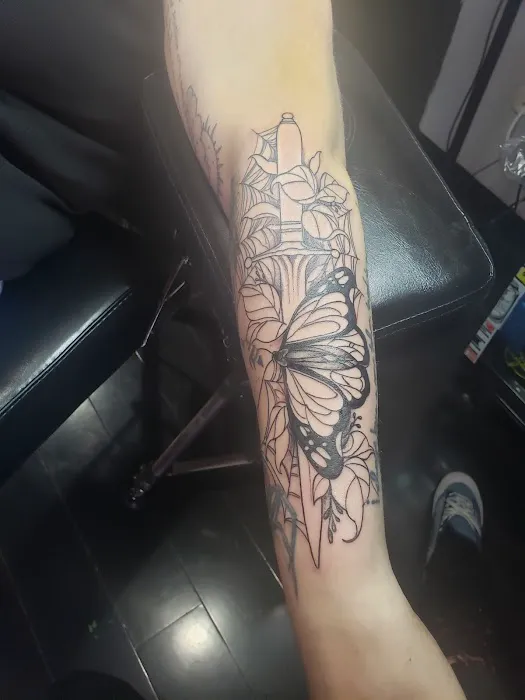 Art N Soul Tattoo Studio 6