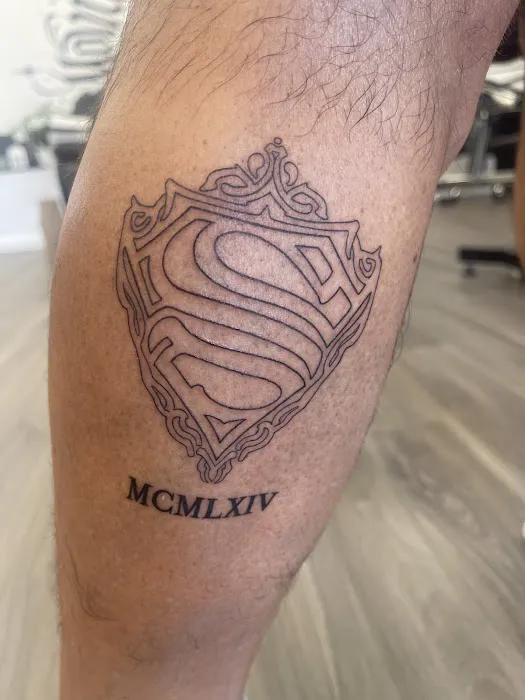 Momo Tattoo Studio 8