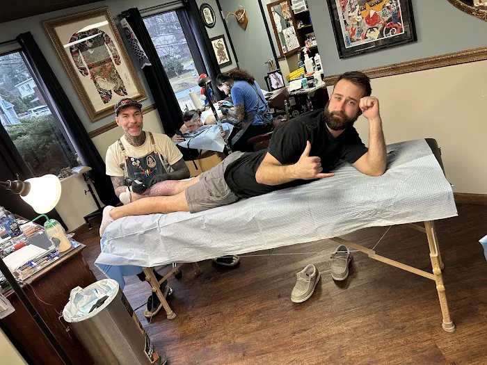 Hole In The Sky Tattoo Parlor 5