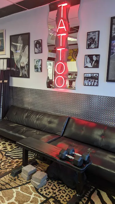 Rock City Tattoos & Body Piercing 8