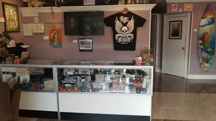 Art In Motion Tattoo Studio 7