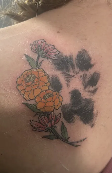 Art In Motion Tattoo Studio 8