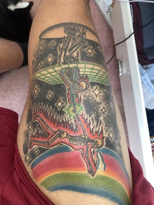 Art In Motion Tattoo Studio 4