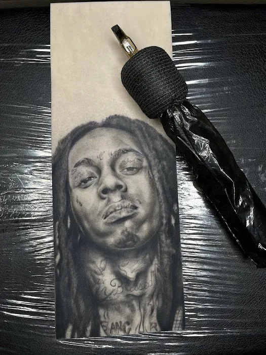 Dreamville Tattoo Studio 2