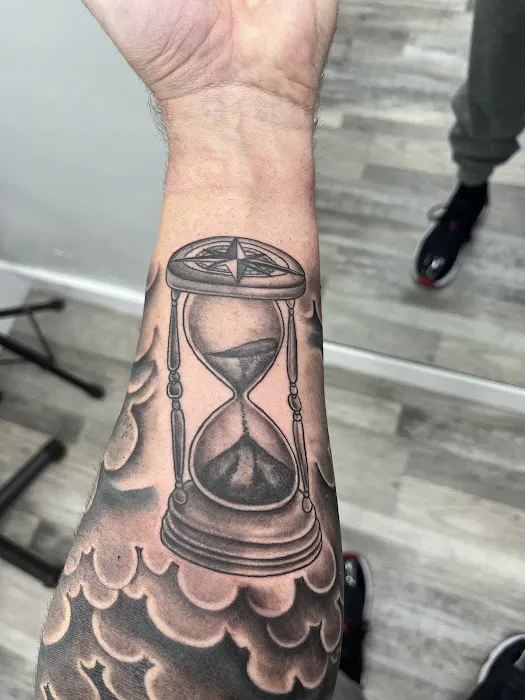 Anarchy 16 Tattoo Studio 3