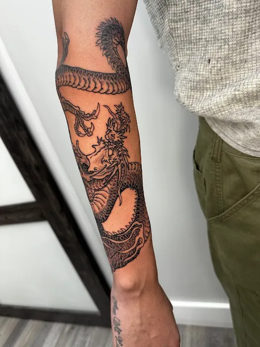 Anarchy 16 Tattoo Studio 7