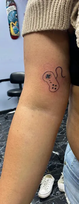 Brown Soul Tat2 - Tattoo Shop & Body Piercings In Newark 3