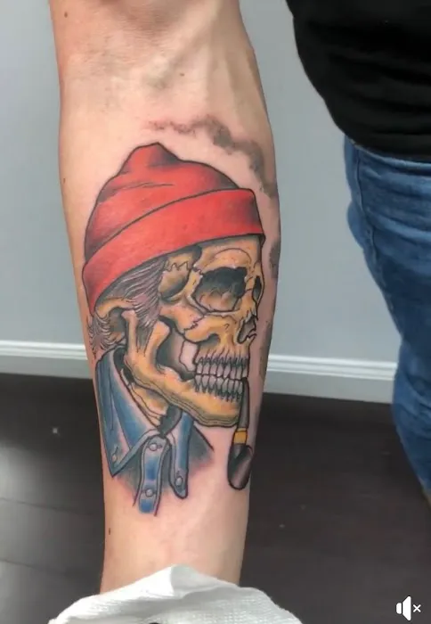 Beacon Tattoo & Piercings 7