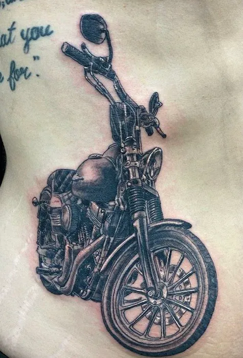Beacon Tattoo & Piercings 0