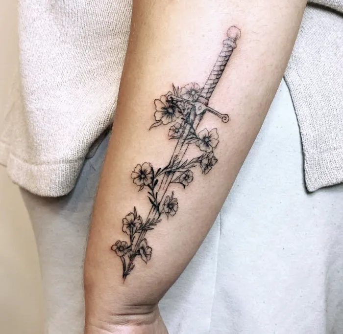 Ink Side Out Tattoo Lounge 7