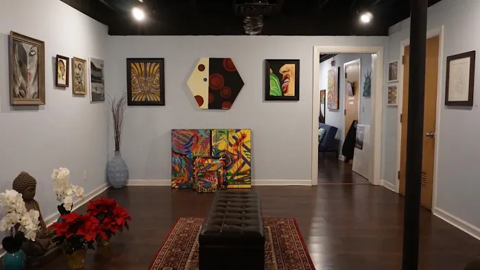Three Roses Studio 8
