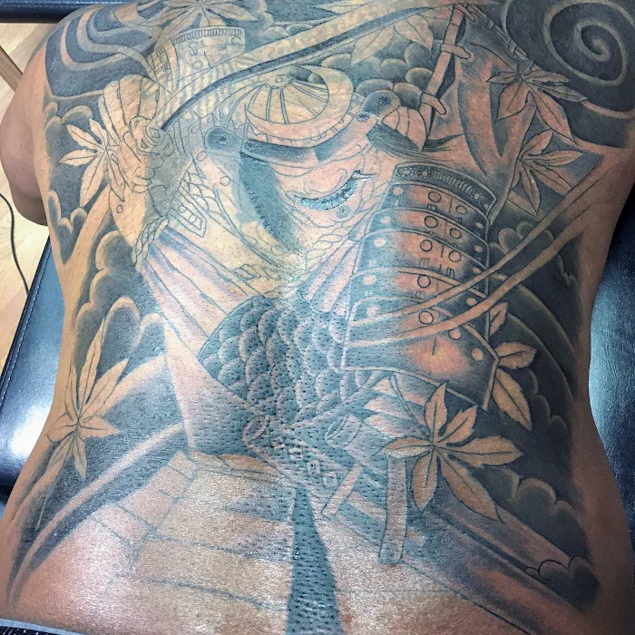 Inkville Tattoo & Piercing 7