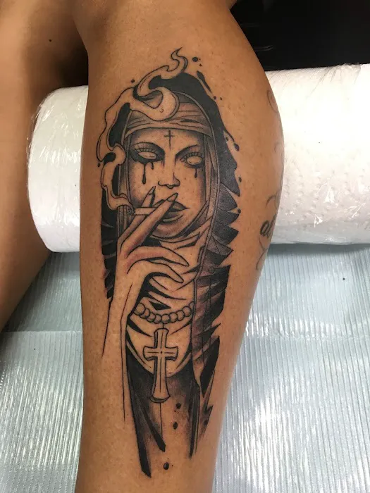 Inkville Tattoo & Piercing 5