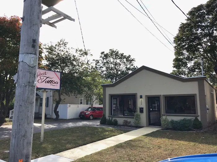 Velvet Tattoo Parlor LLC 4