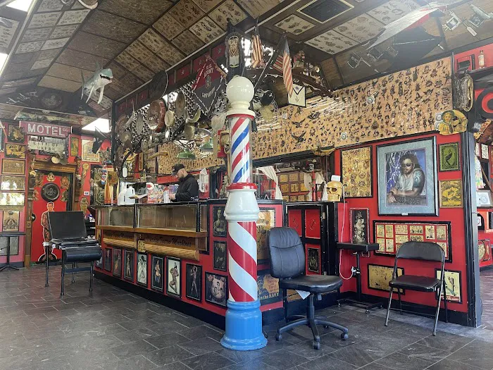 Cliff's Tattoo Inc 0