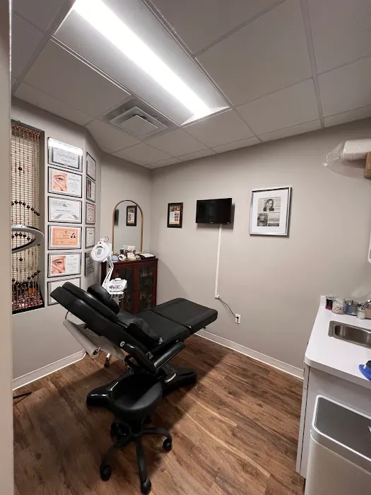 CONFIDENTIAL INK is A 3-D Areola Restoration Studio, Specializing in Paramedical & Cosmetic Tattoos 0