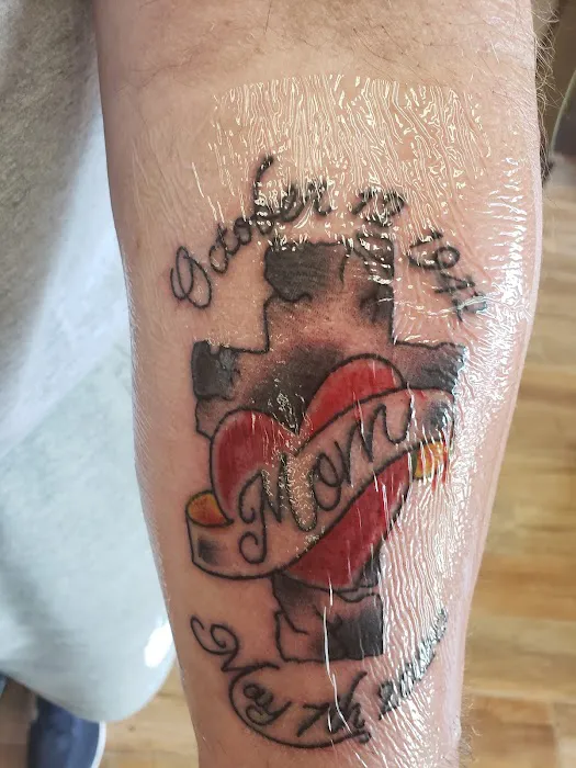 Skin City Tattoo 4