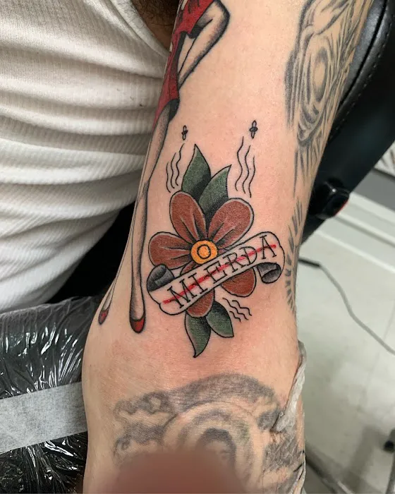 Good Looks Social Tattoo Club 5