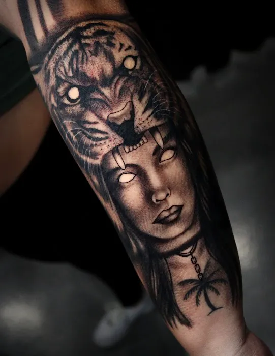 Pure Ink Tattoo Studio 7