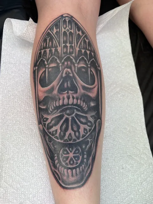 House of 1000 Tattoos 1
