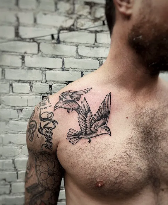 Plantifulink Tattoo private fine art studio 3