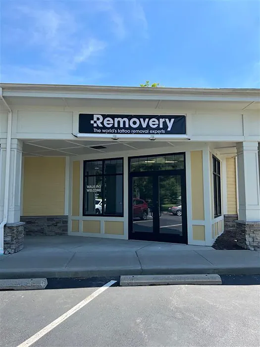 Removery Tattoo Removal & Fading 4