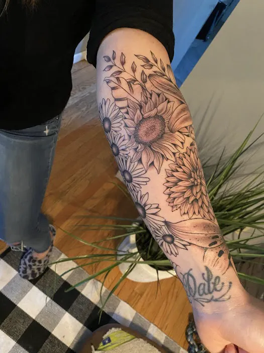 Pia's Tattoo & Art Gallery 0
