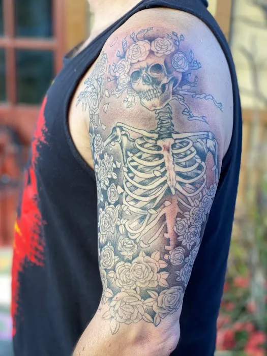 Pia's Tattoo & Art Gallery 2