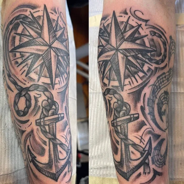 Golden Hammer Tattoo Studios 8
