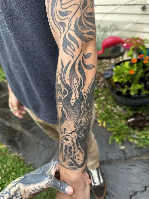 Golden Hammer Tattoo Studios 2