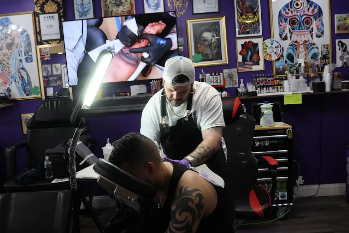 Monarch Tattoo & Piercing Lounge 7