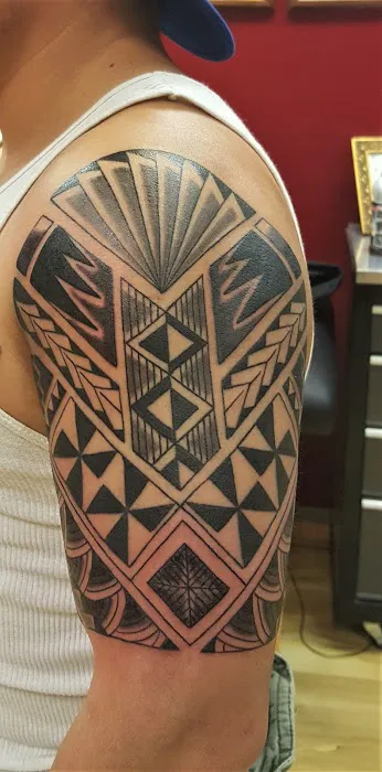 Iron Buddha Tattoo Studio 6