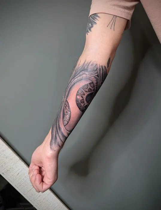 Vixen & Viking Tattoo Studio LLC 1
