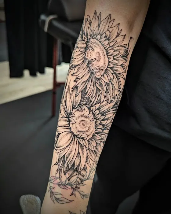 Vixen & Viking Tattoo Studio LLC 3