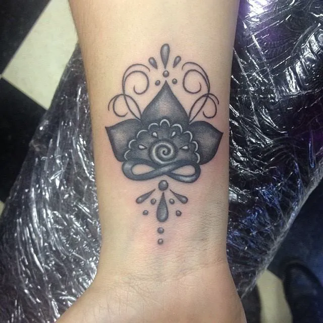 Live 2 Imagine Tattoo Studio 8