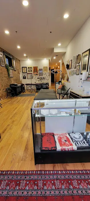 Golden Fleece Tattoo & Piercing 6
