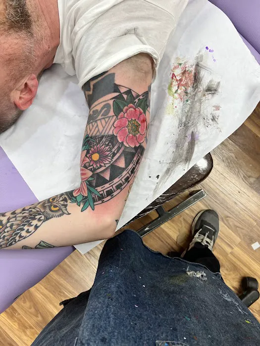 SEVEN STARS TATTOO 7