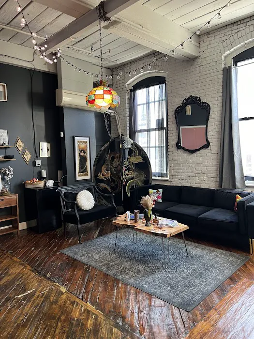 ROOM 67 Tattoo Studio 8
