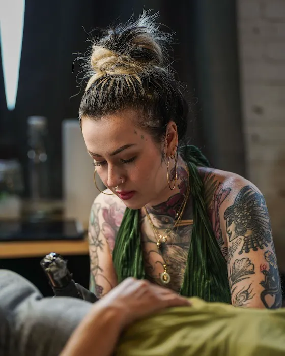 ROOM 67 Tattoo Studio 6